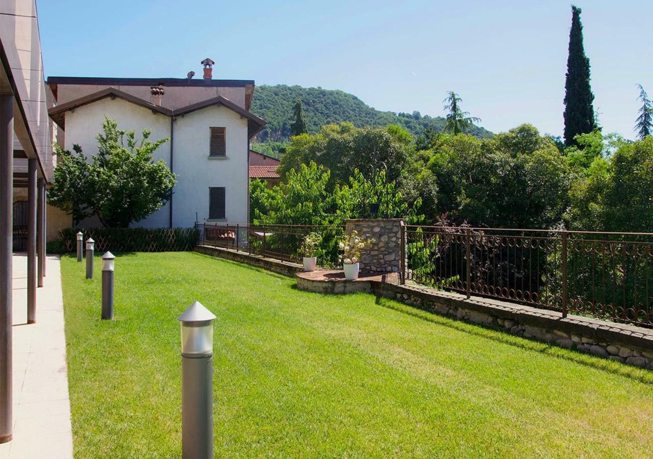 Residence Delle Tre Corone เตรสโกเรบัลเนอาริโอ ภายนอก รูปภาพ
